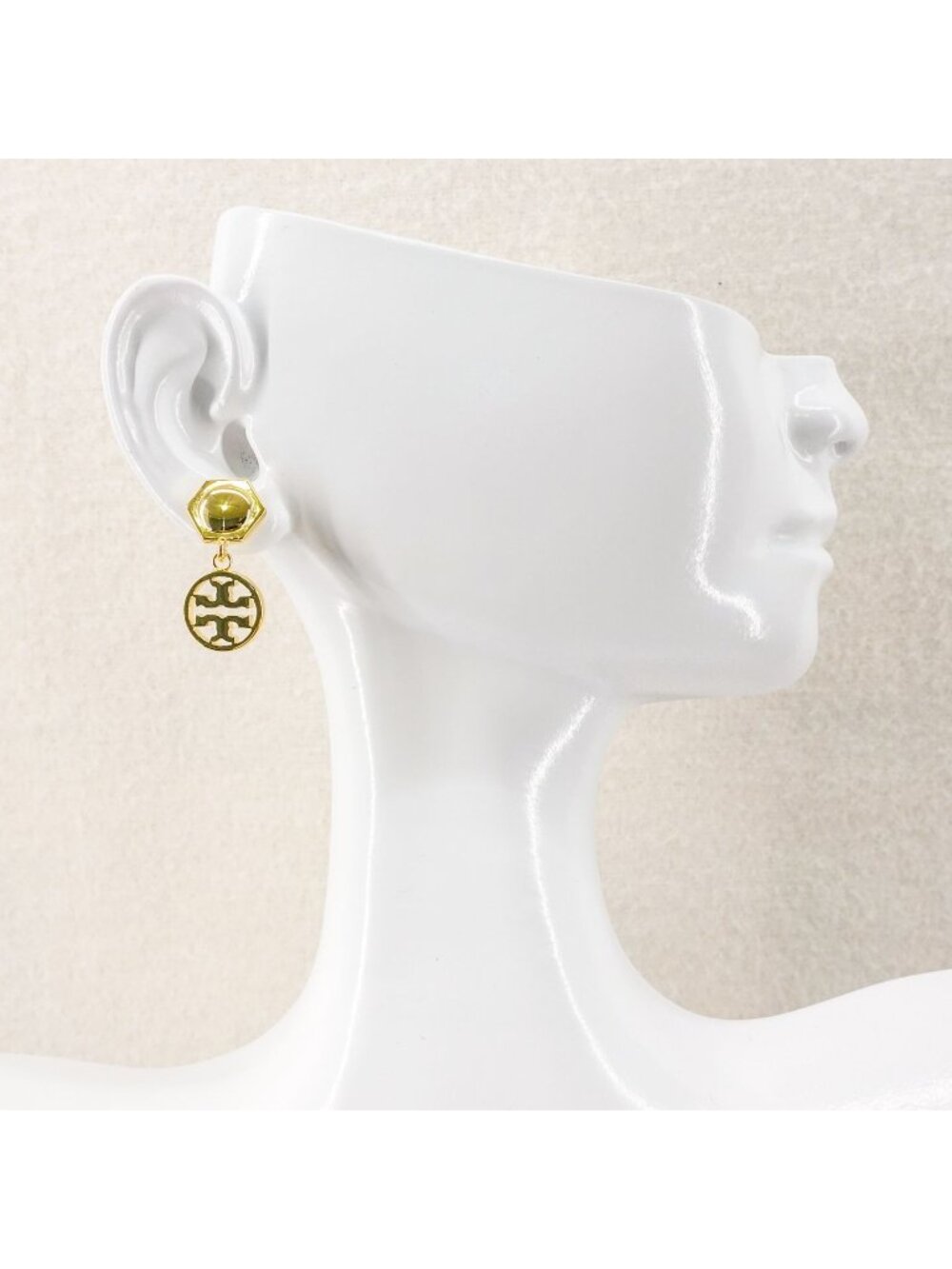 Tory Burch Hexagon Circle Logo Drop Earrings Gold OS - Picture 2 of 7